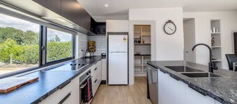 Burgundy Place, Martinborough