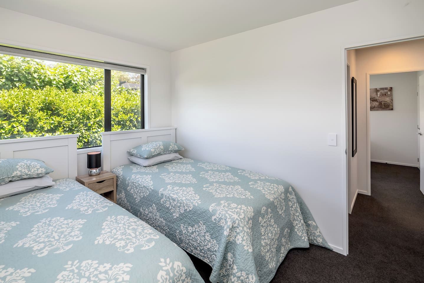 4 bedrooms, iron/ironing board, WiFi (free), bed sheets
