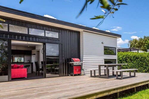 Burgundy Place, Martinborough