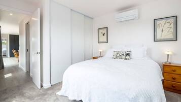 3 camere, una scrivania, ferro/asse da stiro, Wi-Fi gratuito