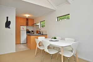 Dining - The Escape | Seasonal Communal Pool, Tennis Court & Walk to Wineries (Martinborough)