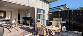 TWO FOUR COLOGNE#2, Martinborough