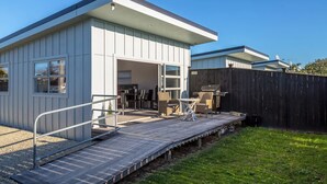 Outdoor dining - Two Four Cologne #1, Martinborough (Martinborough)