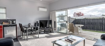 TWO FOUR COLOGNE #1, Martinborough