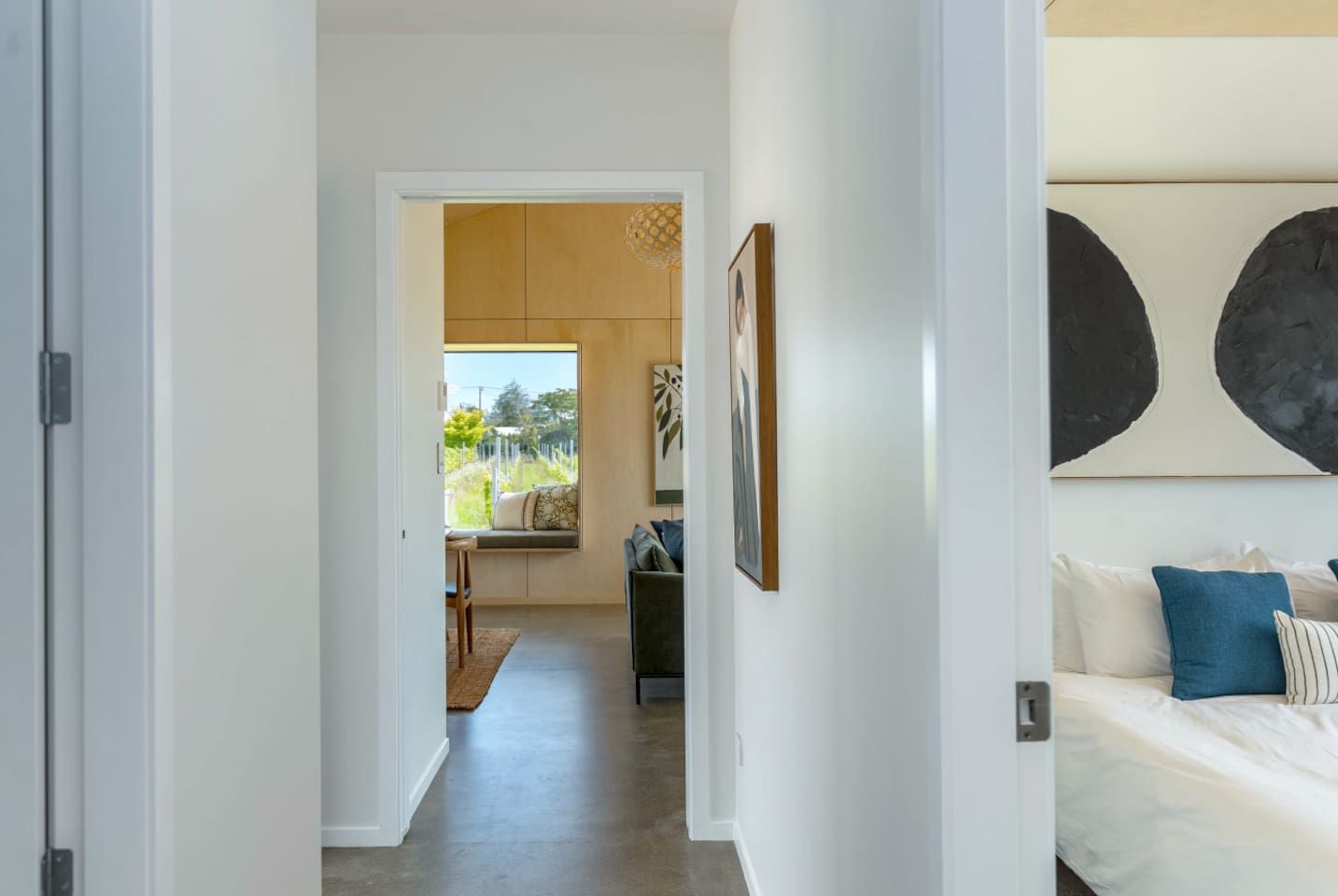 4 Schlafzimmer, Schreibtisch, Bügeleisen/Bügelbrett, WLAN