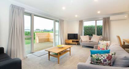 29T · Tuscan Retreat, Martinborough