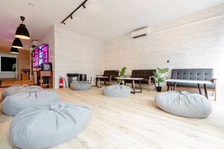 RadZone Hostel - Image 17
