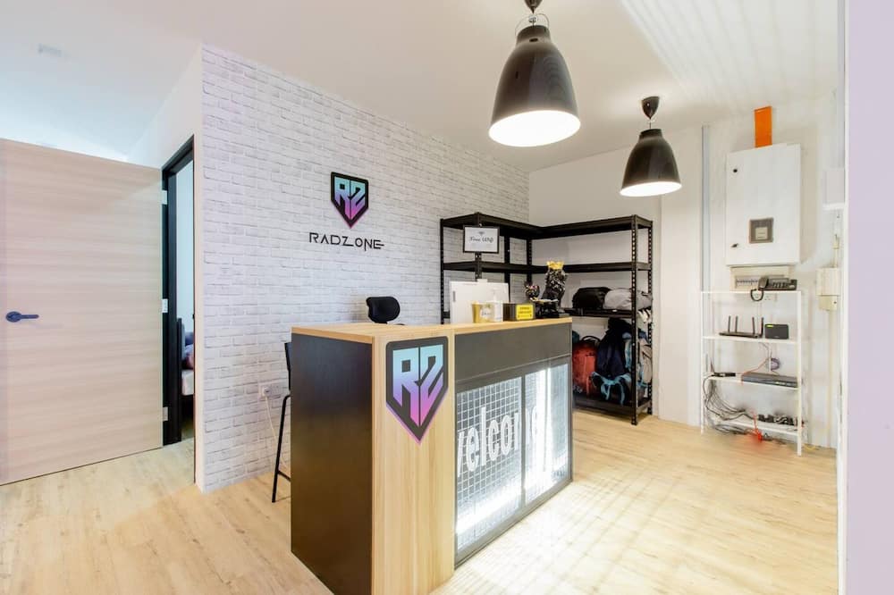 RadZone Hostel