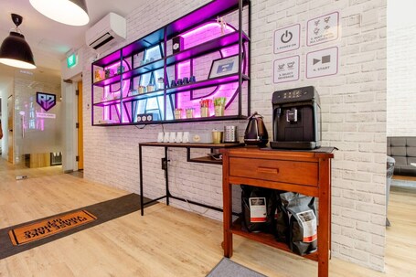 RadZone Hostel - Image 24