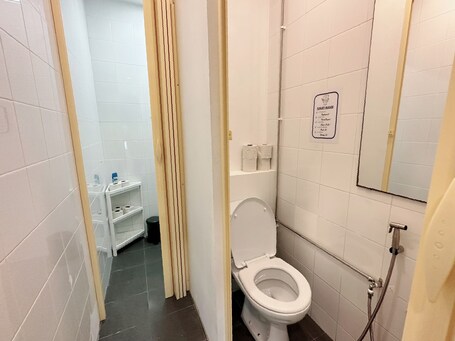 RadZone Hostel - Image 20