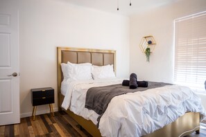 4 間睡房、熨斗/熨衫板、Wi-Fi、床單