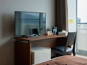 Standaard tweepersoonskamer, 1 tweepersoonsbed, niet-roken, uitzicht op oceaan | Gratis wifi, beddengoed