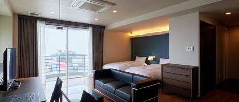 Deluxe Twin Room, Non Smoking | Free WiFi, bed sheets