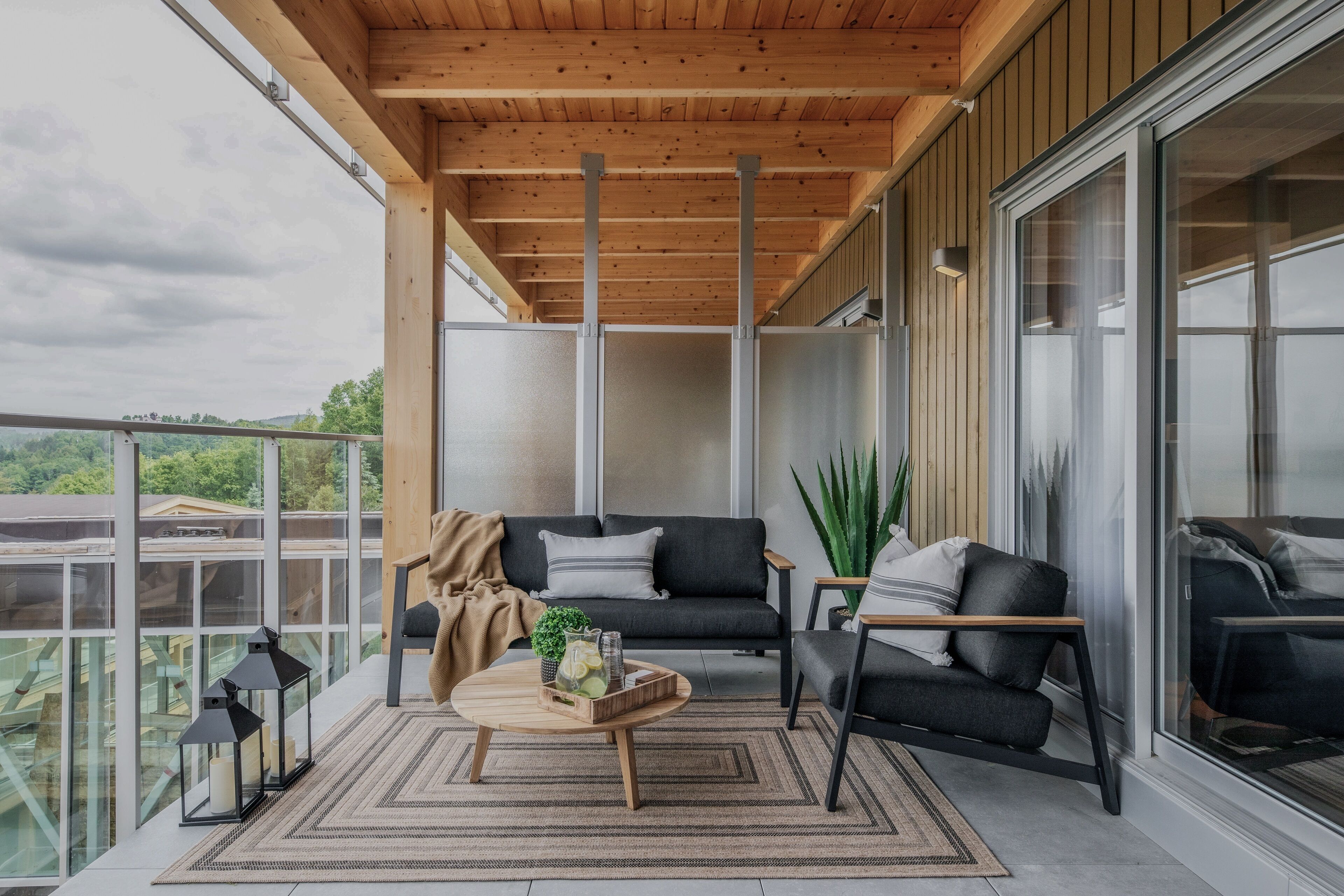 المنطقة المحيطة بالمنشأة