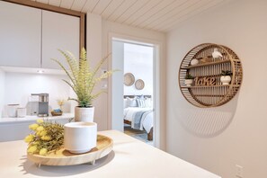 3 soveværelser, skrivebord, strygejern/strygebræt, weekendseng