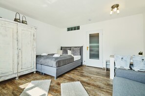 1 habitación y ropa de cama 
