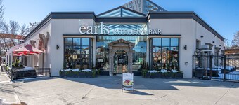 Spacious Downtown 2-Bed: AC, Secure Underground Parking. Saddledome + Stampede