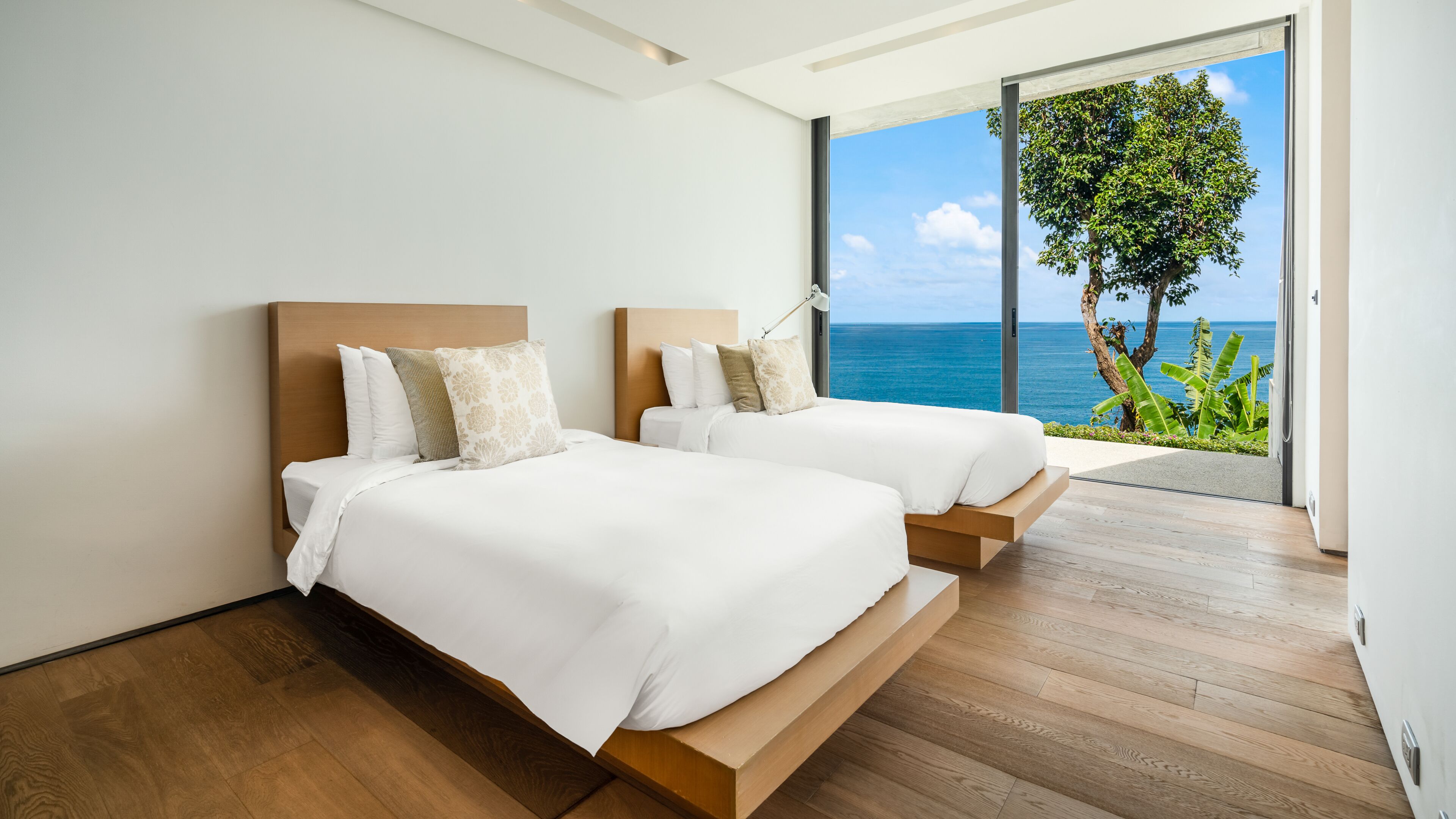 Villa Luxe, 5 chambres, vue mer | Coffres-forts dans les chambres, décoration personnalisée