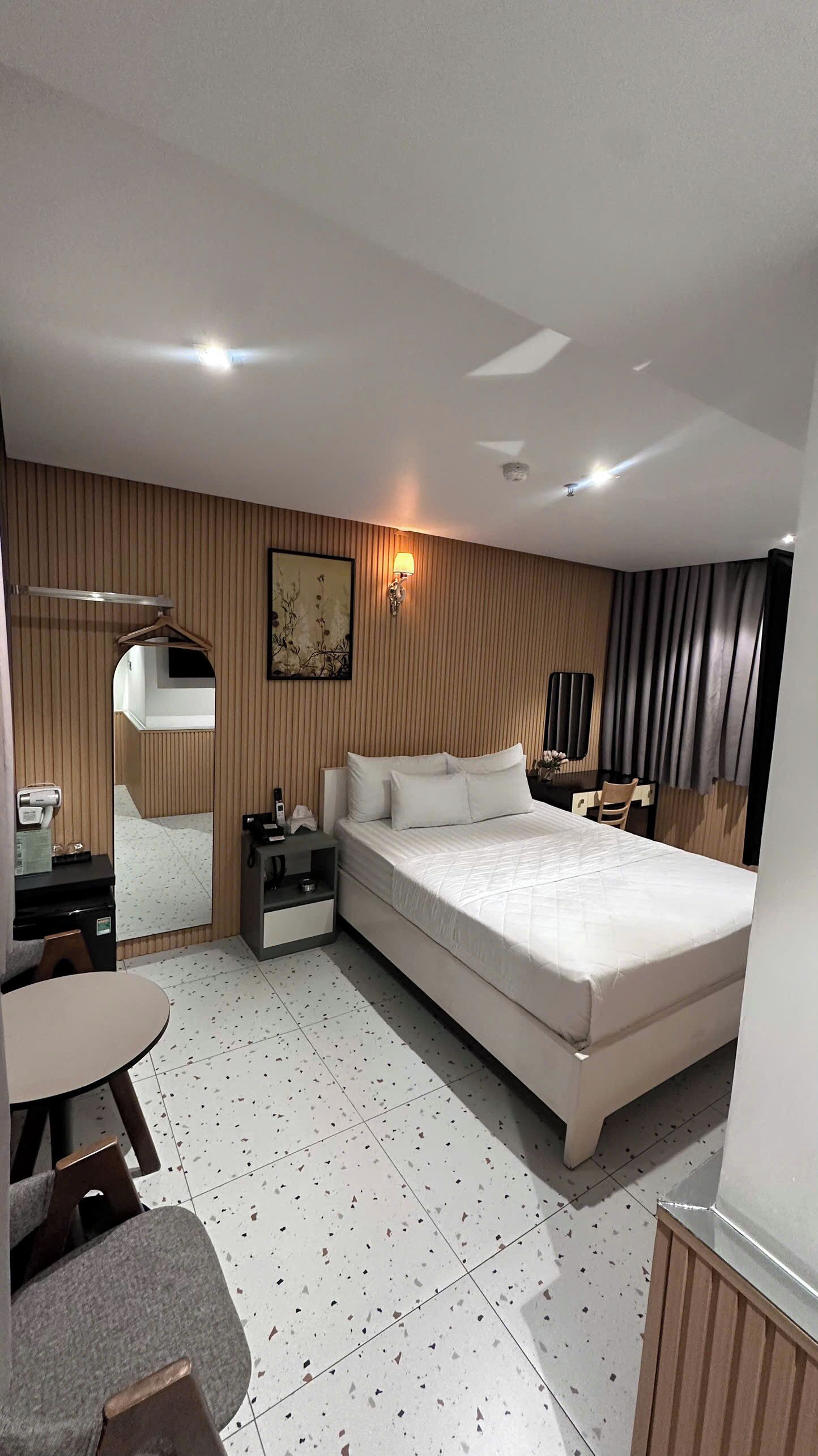 Basic Double Room Single Use | Desk, WiFi (free), bed sheets
