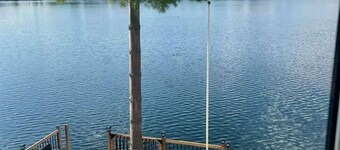 Amazing 3 bedroom waterfront  cottage !