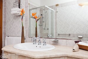 Dusche, Haartrockner