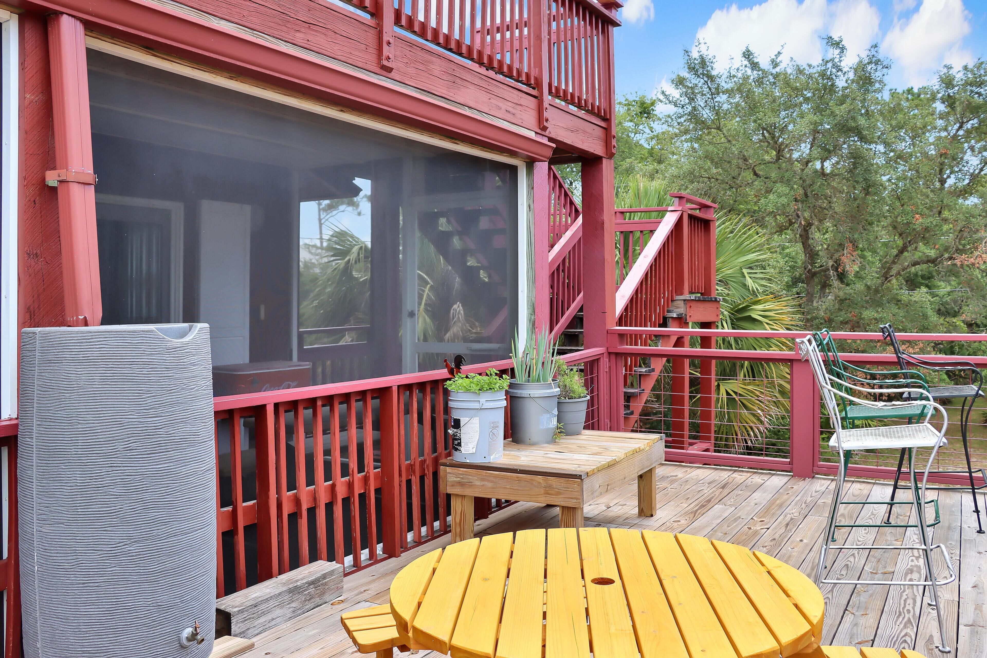 House, Multiple Beds (Wales Pod) | Outdoor dining