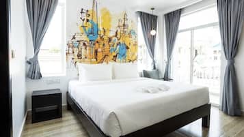 6 chambres, bureau, Wi-Fi gratuit, draps fournis