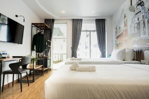 6 Schlafzimmer, Schreibtisch, kostenloses WLAN, Bettwäsche