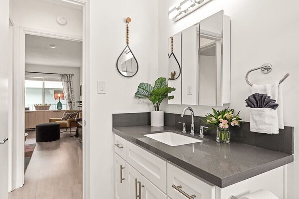 Interior - East Village Arts District, King Suite w/ Sofa Bed (Long Beach)