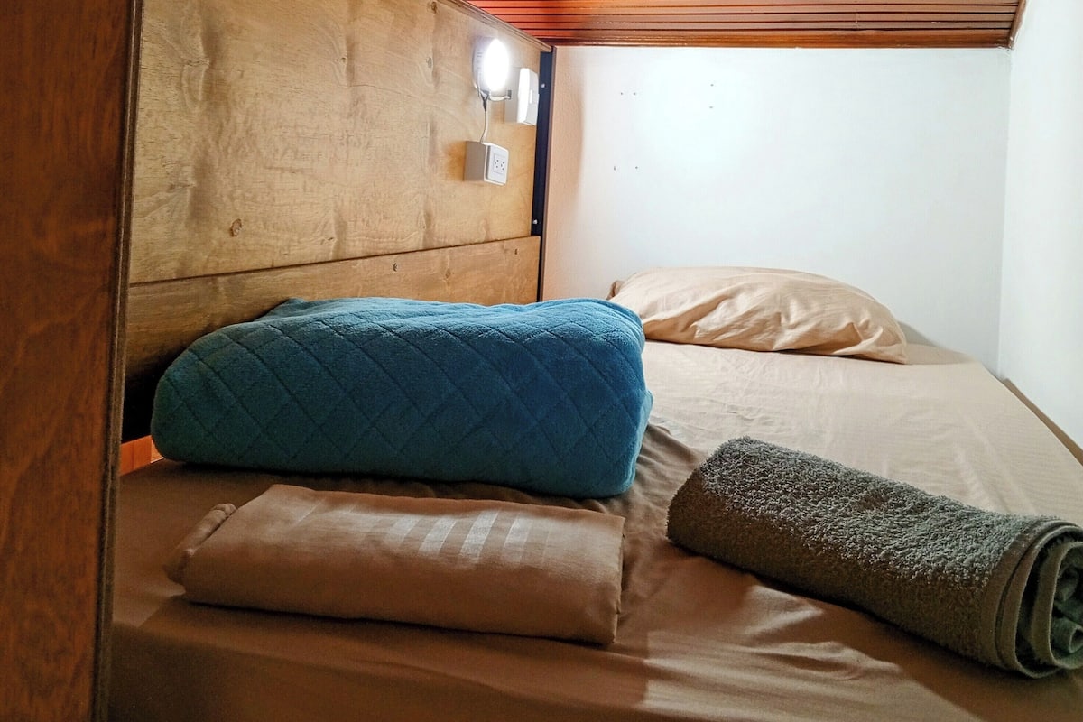 1 habitación, espacio para trabajar con laptop y wifi gratis