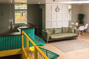 TV - Otoya1907 Hotel (San José)