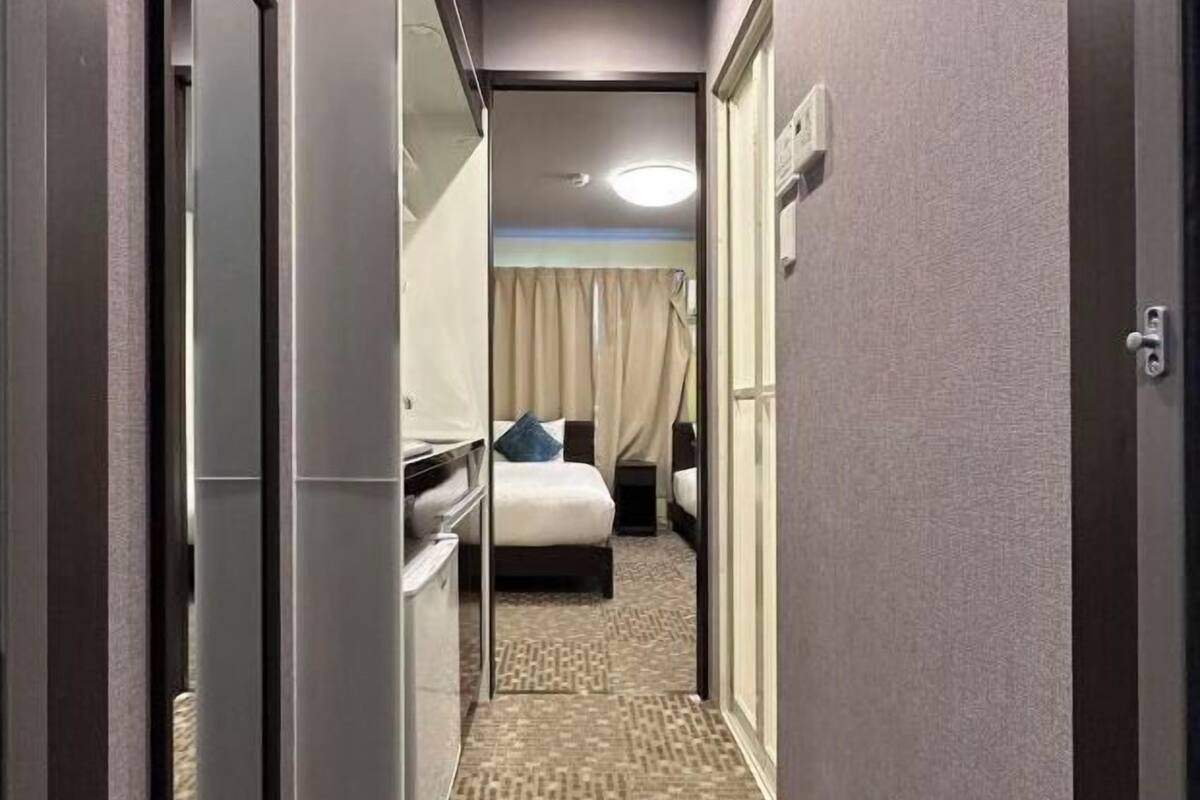 Desk, blackout drapes, WiFi (free), bed sheets