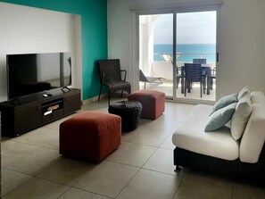Living area - Suite Oasis - Pool And Beach - Ciudad del Mar (Manta)