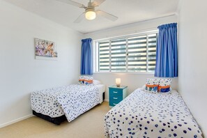 2 bedrooms, iron/ironing board, free WiFi, bed sheets - 2 Bedroom Apartment with Rooftop Deck (Sunshine Coast)