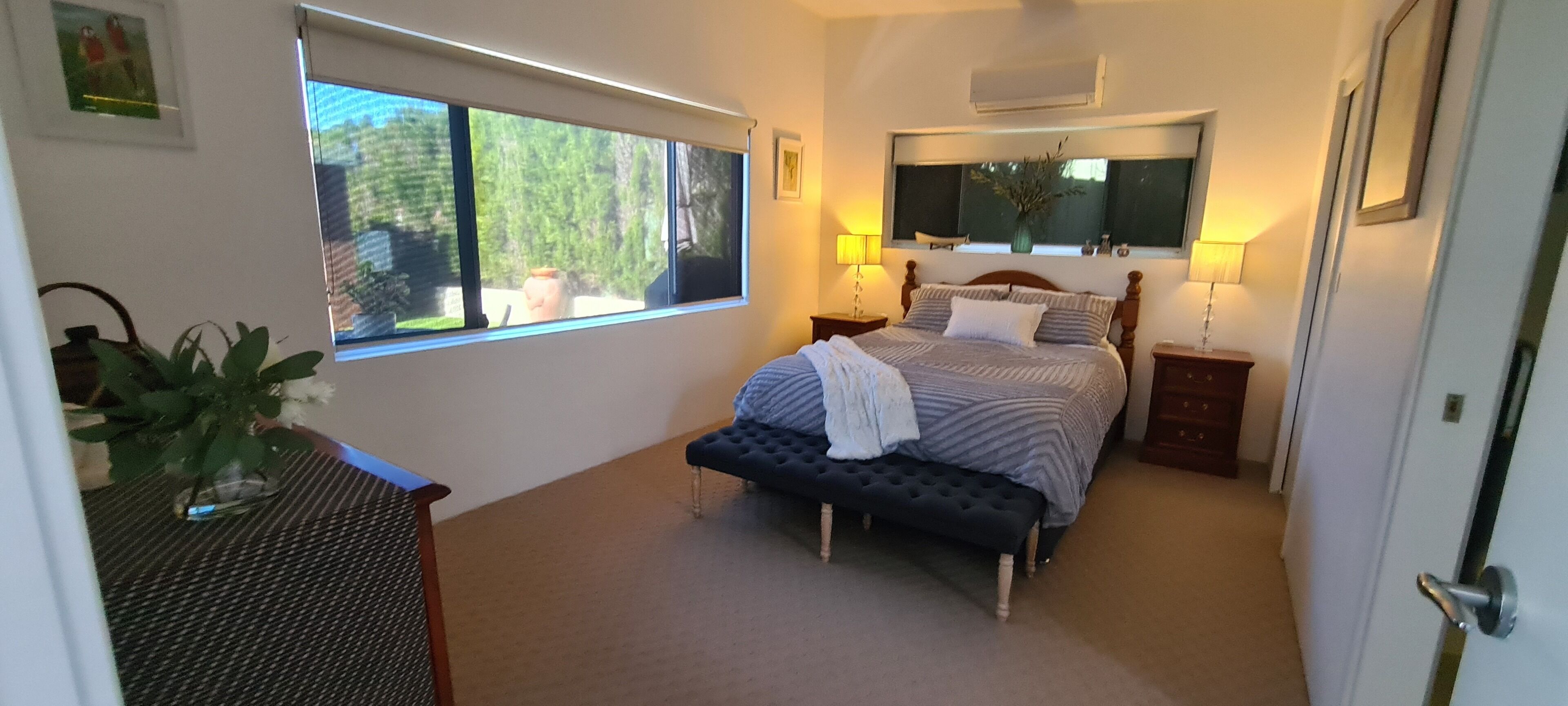 1 室のベッドルーム、デスク、アイロン / アイロン台、WiFi (無料)