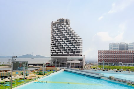 Exterior. Le collective Siheung Wavepark