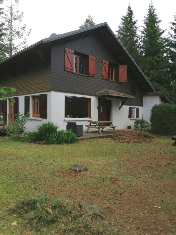 Esterni