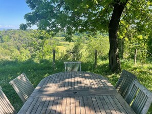 Outdoor dining - Villa in Rome with pool along via Francigena, suitable for families and pets (Lazio)