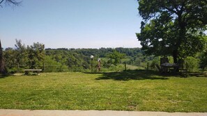 Outdoor dining - Villa in Rome with pool along via Francigena, suitable for families and pets (Lazio)