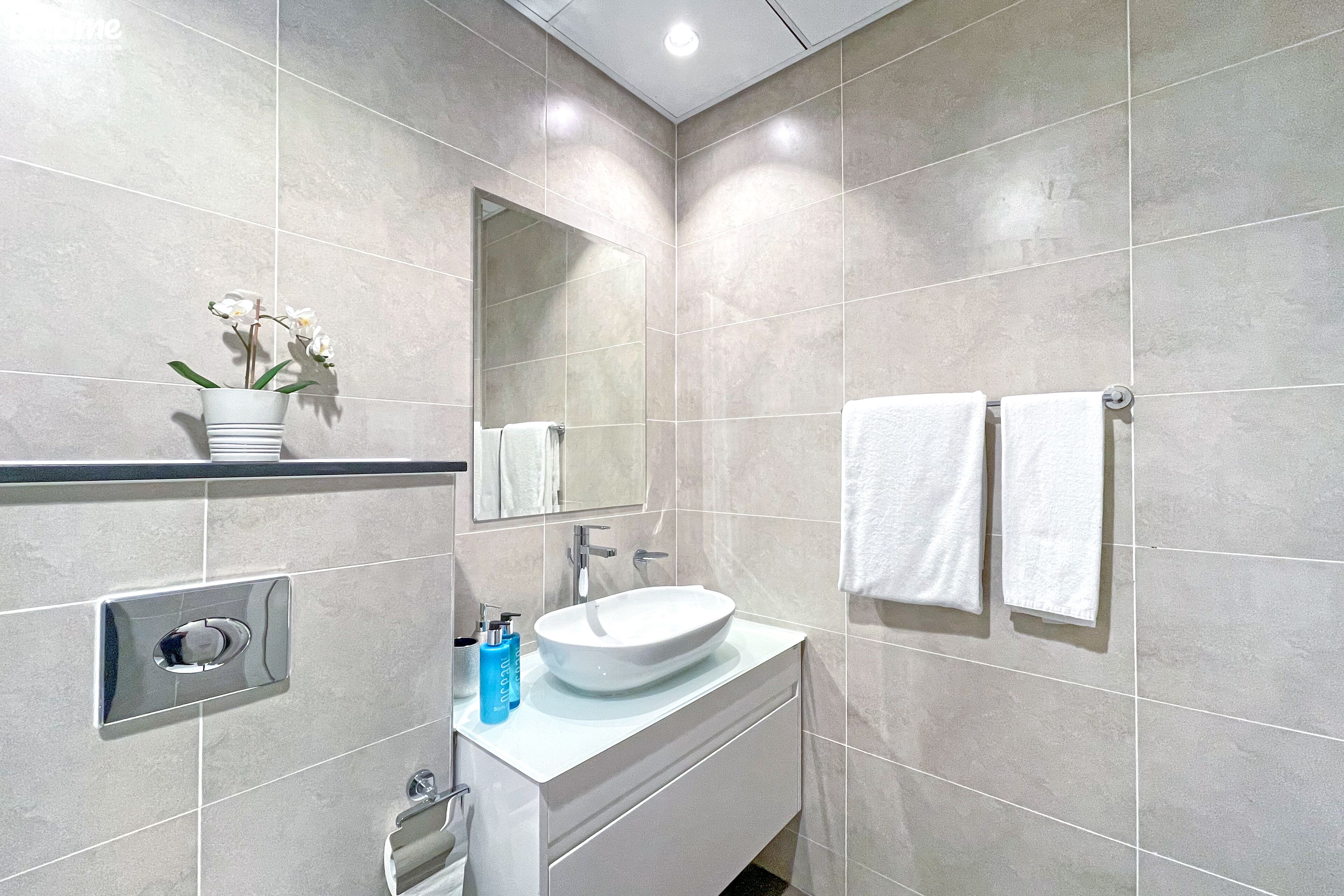 ST-Carson Tower-2807 by bnbme homes