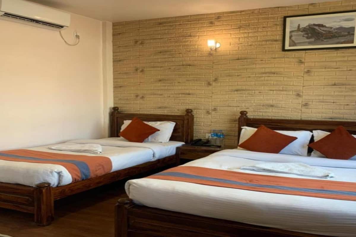 Habitación triple estándar | Wifi gratis y ropa de cama