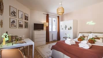 1 bedroom, iron/ironing board, free WiFi, bed sheets