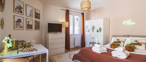 1 Schlafzimmer, Bügeleisen/Bügelbrett, kostenloses WLAN, Bettwäsche