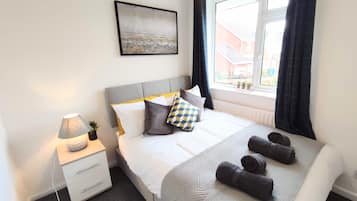 3 Schlafzimmer, Bügeleisen/Bügelbrett, WLAN, Bettwäsche
