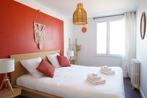 1 soverom, strykejern/-brett, reiseseng for barn og wi-fi