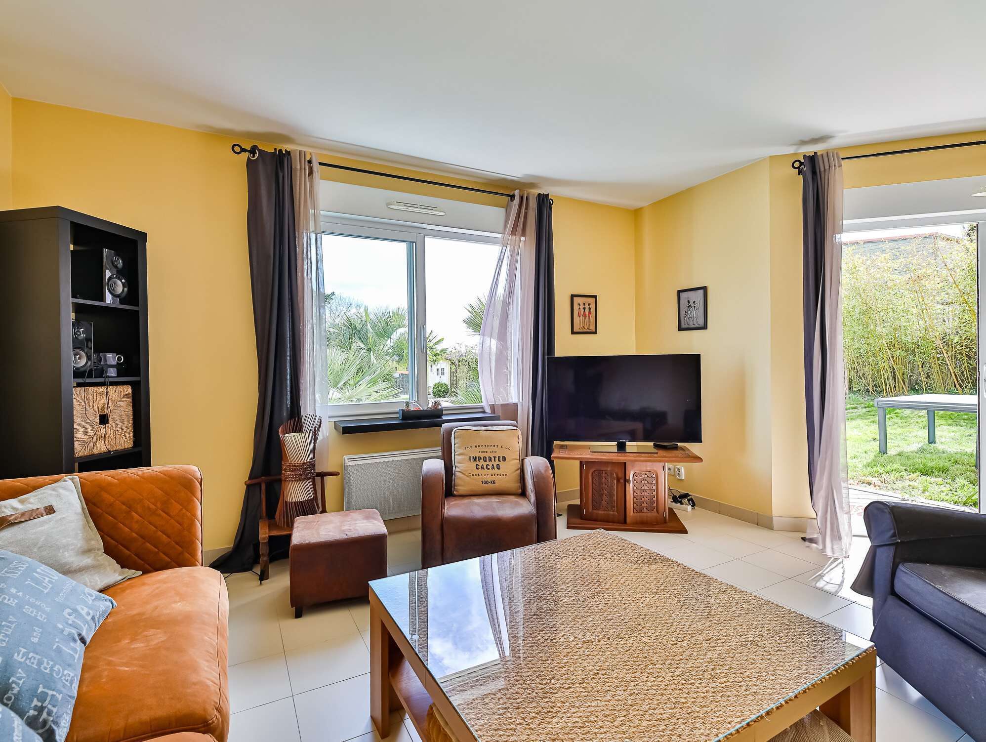 Televisie en een kantoor