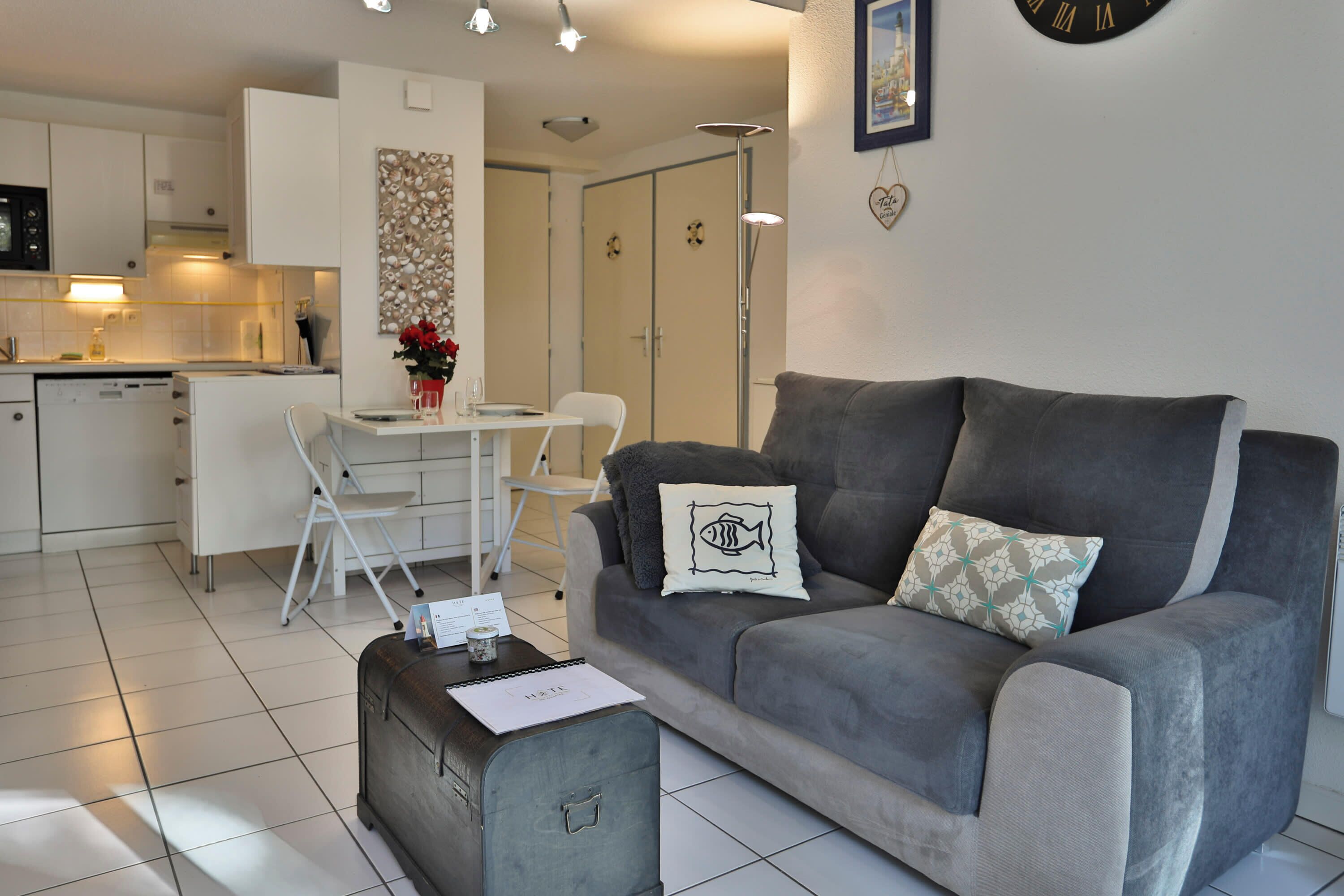 テレビ、書斎 / ワークスペース