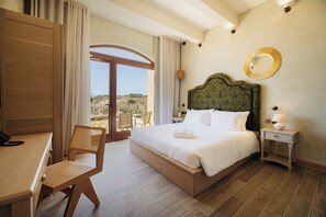 Superior Double Room, 1 King Bed, Non Smoking, Sea View | Premium bedding, memory foam beds, minibar, in-room safe - Tuta Agrotourism  (Kercem)