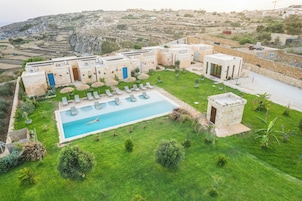 Jardines del alojamiento