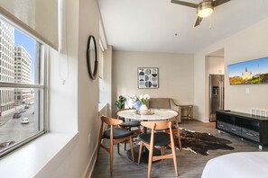 Luxury Studio, 1 Queen Bed with Sofa bed, Kitchen | Living room | 50-inch Smart TV with digital channels, TV, Netflix